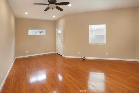 Living - 6449 Lemon Ave, Long Beach, CA 90805 photo 7 of 9