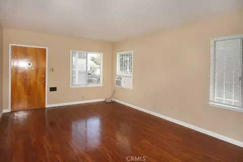 Living - 6449 Lemon Ave, Long Beach, CA 90805 photo 2 of 8