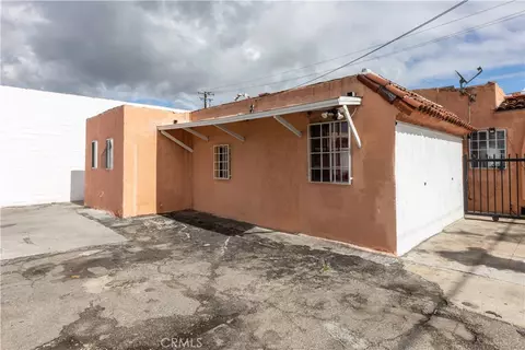 Exterior - 2000 Pacific, Long Beach, CA 90806 photo 1 of 7