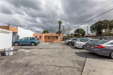 Exterior - 2000 Pacific, Long Beach, CA 90806 photo 2 of 7