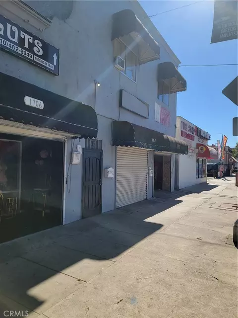 1702 N Long Bch, Compton, CA 90221