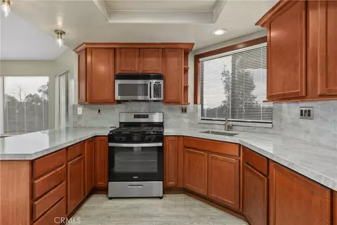 Kitchen - 18434 Ramona View Dr, Ramona, CA 92065 photo 1 of 3