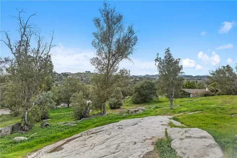 Exterior - 18434 Ramona View Dr, Ramona, CA 92065 photo 7 of 11