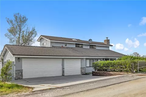 Exterior - 18434 Ramona View Dr, Ramona, CA 92065 photo 1 of 11