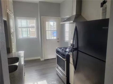Other - 1050 E Hellman St, Long Beach, CA 90813 photo 2 of 5