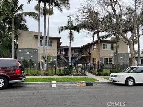 910 S Townsend, Santa Ana, CA 92704