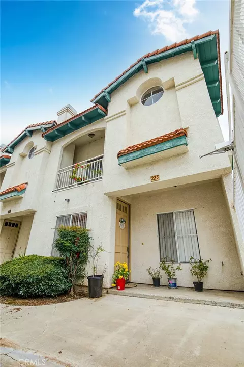 225 N Coffman St, Anaheim, CA 92805