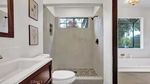 Bath - 2945 Tyler, Riverside, CA 92503 photo 7 of 7