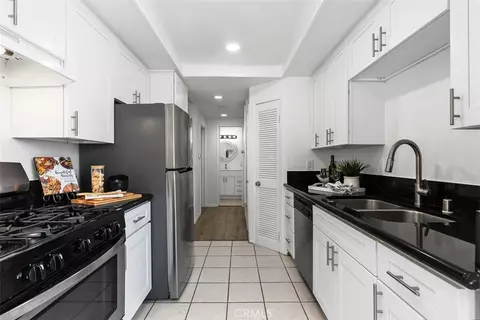 Kitchen - 7129 Cerritos Ave #7, Stanton, CA 90680 photo 1 of 5
