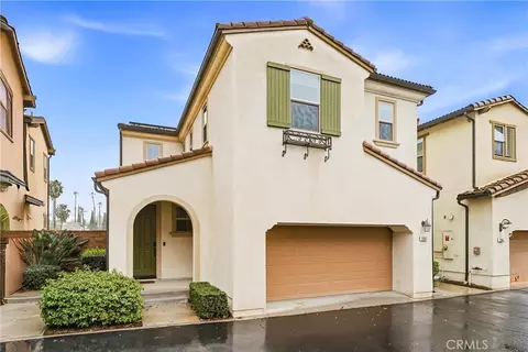 2887 Villa Catalonia Ct, Corona, CA 92881