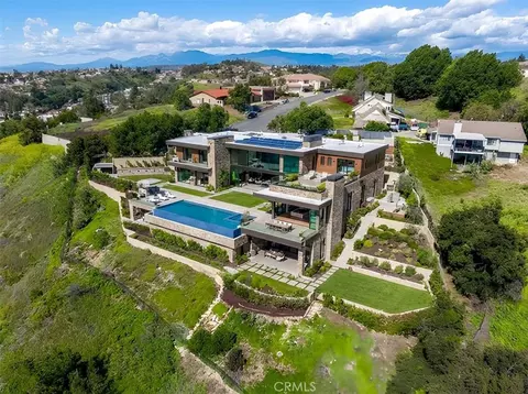 22303 Broken Twig Rd, Diamond Bar, CA 91765