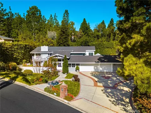 10412 Boca Cyn, Santa Ana, CA 92705