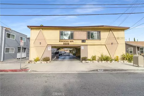 9559 Flower St, Bellflower, CA 90706