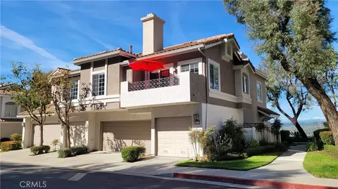 8047 E Sandstone Dr, Anaheim, CA 92808