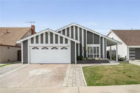 7891 Comstock Cir, La Palma, CA 90623