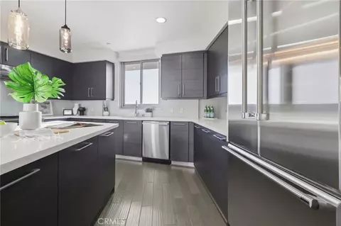 Kitchen - 23 4th Pl #6, Long Beach, CA 90802 photo 3 of 5