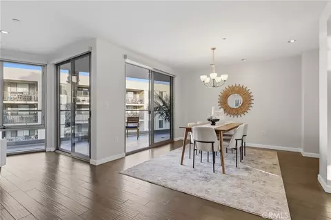 Dining - 23 4th Pl #6, Long Beach, CA 90802 photo 1 of 3