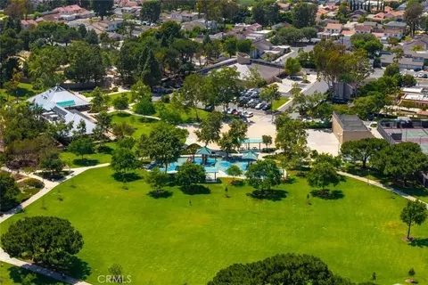 View/Area - 4676 Sierra Tree Ln, Irvine, CA 92612 photo 4 of 11