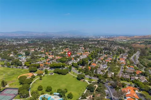 View/Area - 4676 Sierra Tree Ln, Irvine, CA 92612 photo 8 of 11