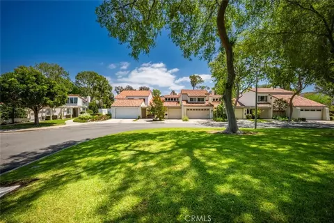 Exterior - 4676 Sierra Tree Ln, Irvine, CA 92612 photo 4 of 16
