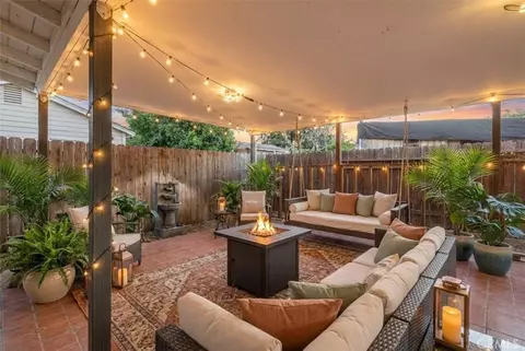 1450 W 35th Pl, Los Angeles, CA 90018