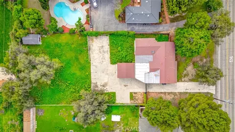 910 W Valencia Mesa, Fullerton, CA 92835