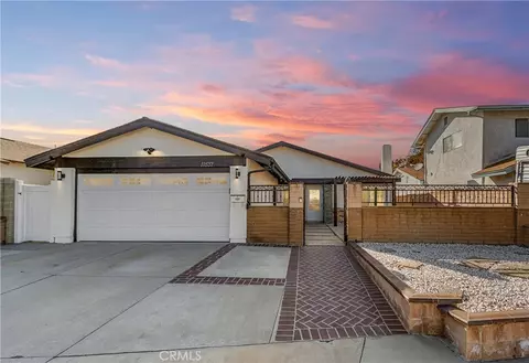 11537 Samoa St, Cypress, CA 90630