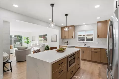 2320 N Hathaway St, Santa Ana, CA 92705
