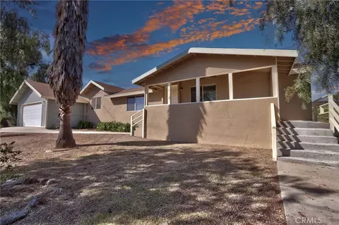 19124 Glenwood Ave, Riverside, CA 92508