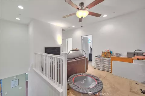 Entry Way - 11140 Bridgepoint Ct, Riverside, CA 92505 photo 3 of 4