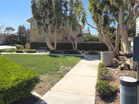 Exterior - 11140 Bridgepoint Ct, Riverside, CA 92505 photo 12 of 18