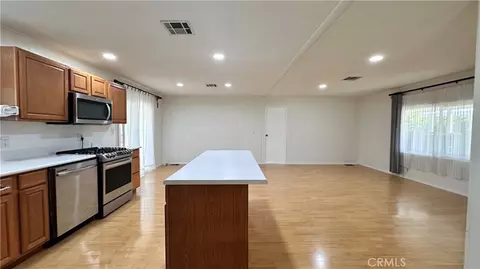 14055 Lake View Dr, La Mirada, CA 90638
