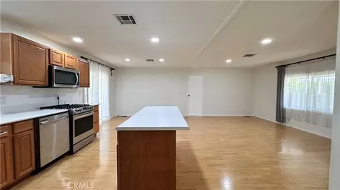 14055 Lake View Dr, La Mirada, CA 90638
