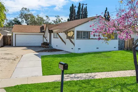 2517 Deodar St, Santa Ana, CA 92705
