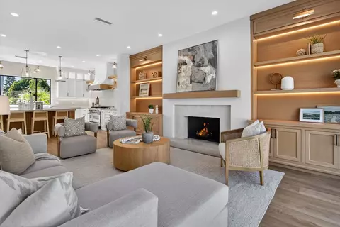 1301 Smokewood Dr, North Tustin, CA 92705