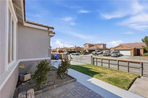 Exterior - 11767 Highgrove Ct, Adelanto, CA 92301 photo 2 of 3