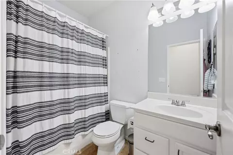 Bath - 11767 Highgrove Ct, Adelanto, CA 92301 photo 1 of 2
