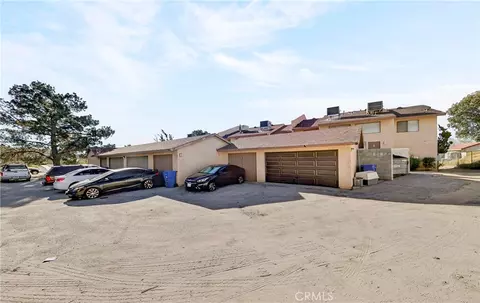 Exterior - 16462 Kalo, Apple Valley, CA 92307 photo 15 of 20