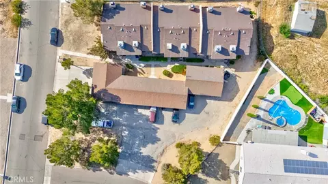 View/Area - 16462 Kalo, Apple Valley, CA 92307 photo 5 of 9