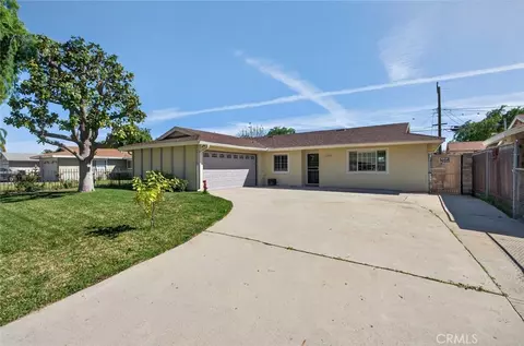2246 Farringdon Dr, Pomona, CA 91768
