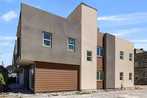 1014 W 223rd St #1, Torrance, CA 90502
