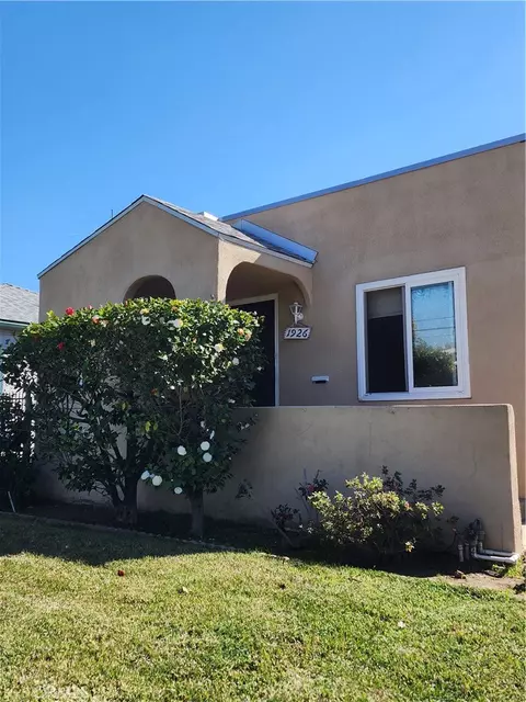 1926 Yosemite, Los Angeles, CA 90041