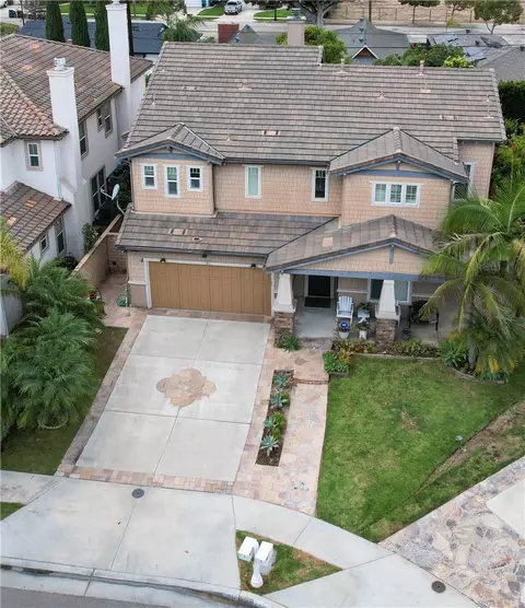 2850 N Stone Pne, Santa Ana, CA 92706