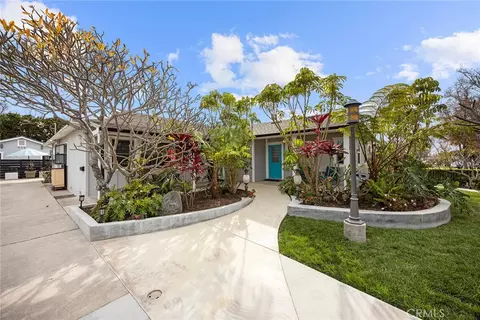 Exterior - 634 E Adams Ave, Orange, CA 92867 photo 4 of 9