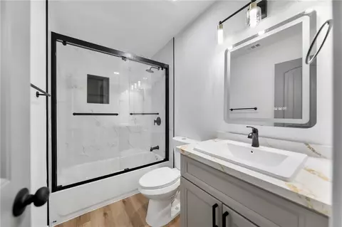 Bath - 7905 Amethyst, Rancho Cucamonga, CA 91730 photo 1 of 4
