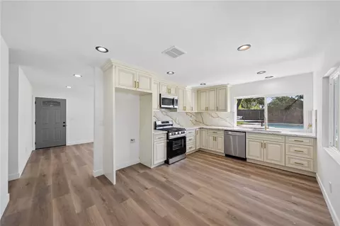 Entry Way - 7905 Amethyst, Rancho Cucamonga, CA 91730 photo 1 of 1