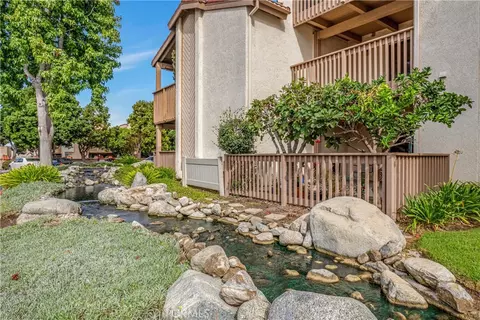 16581 Grunion Ln #204, Huntington Beach, CA 92649
