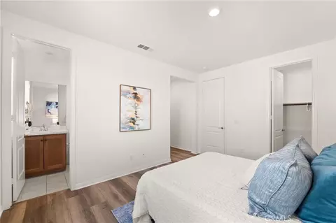 Bedroom - 32448 Toyon Rd, Temecula, CA 92591 photo 2 of 6