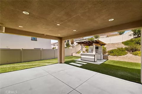Exterior - 32448 Toyon Rd, Temecula, CA 92591 photo 7 of 19