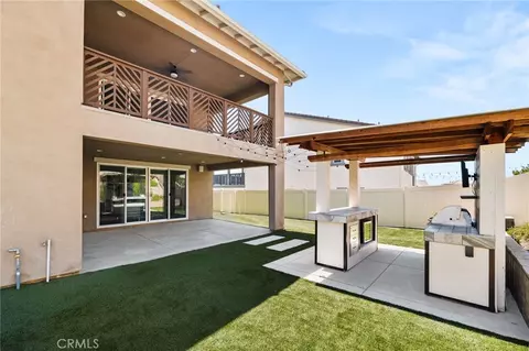 Exterior - 32448 Toyon Rd, Temecula, CA 92591 photo 13 of 19
